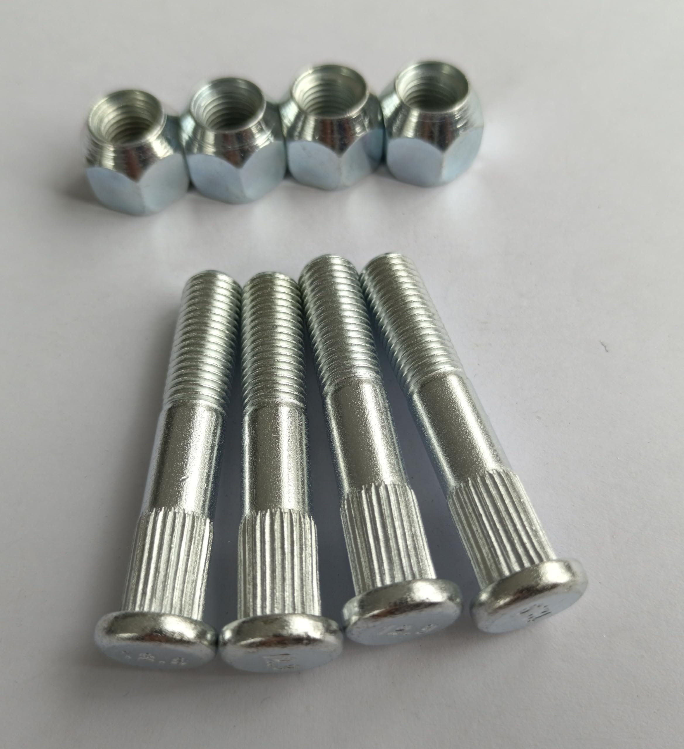 v⭐︎v Amazon.com: M10*1.25 * 58 Front Rear Wheel Stud Bolt 7518671